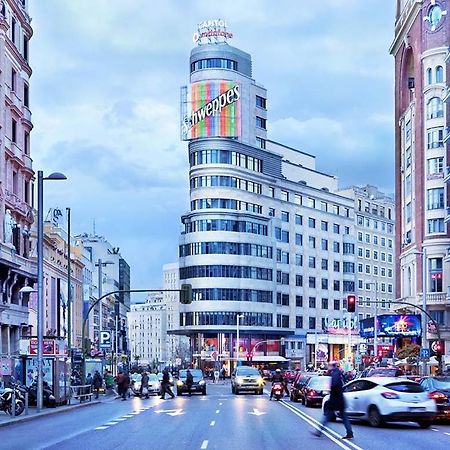 Punta Me Rooms Near The Gran Via Madrid Exterior photo