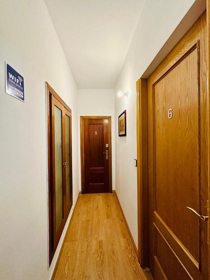 Punta Me Rooms Near The Gran Via Madrid Exterior photo